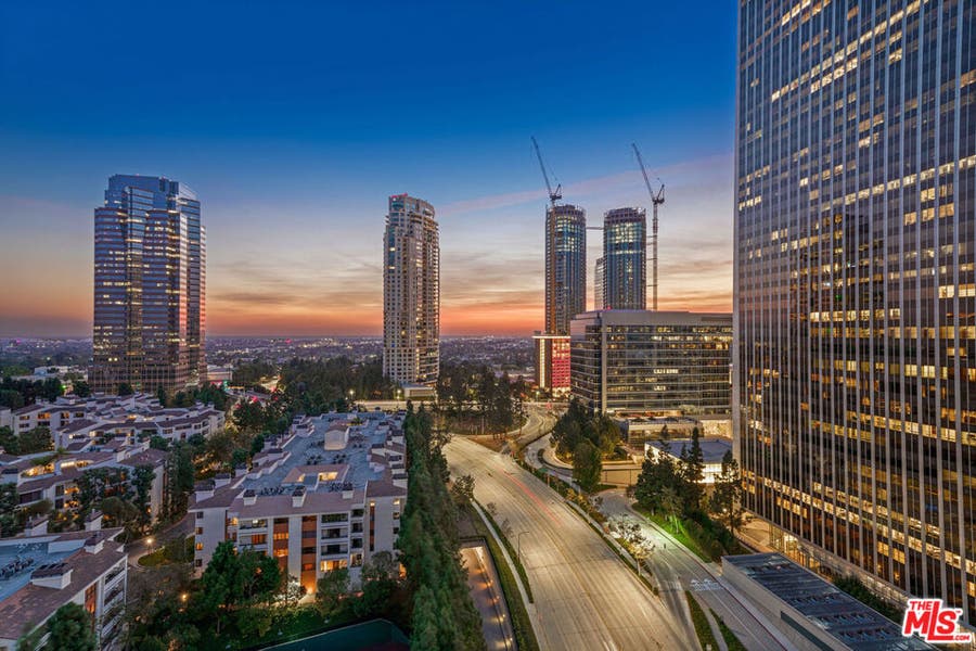 Property photo for 2160 E Century Parkway, #2109, Los Angeles, CA