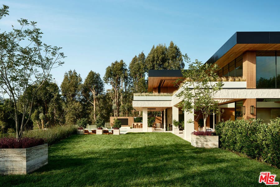 Property photo for 401 N Tigertail Road, Los Angeles, CA
