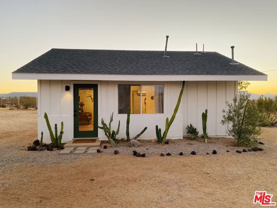 Property photo for 1016 Luna Mesa Road, Yucca Valley, CA