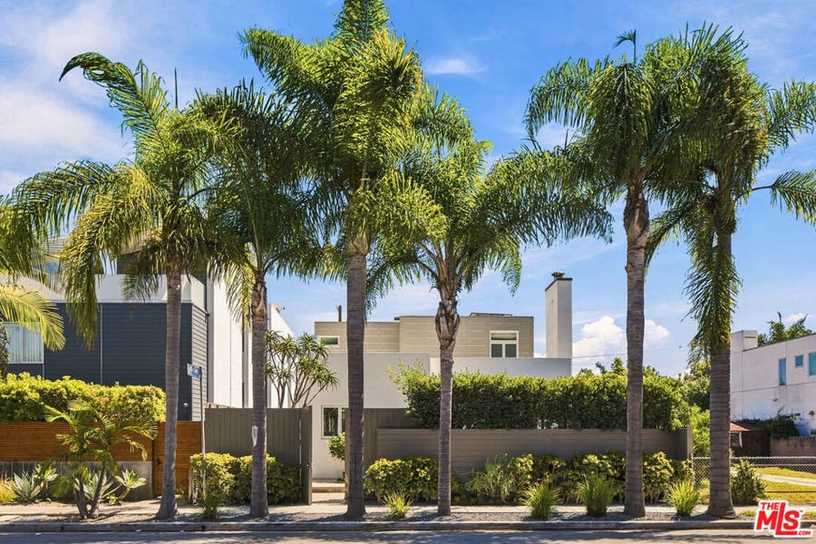 Property photo for 722 California Avenue, Venice, CA