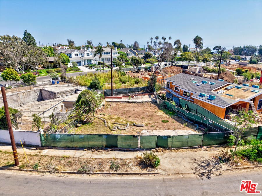 Property photo for 550 Muskingum Place, Los Angeles, CA