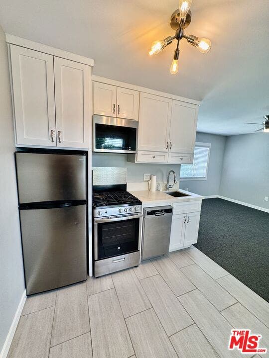 Property photo for 613 S Prairie Avenue, #13, Inglewood, CA