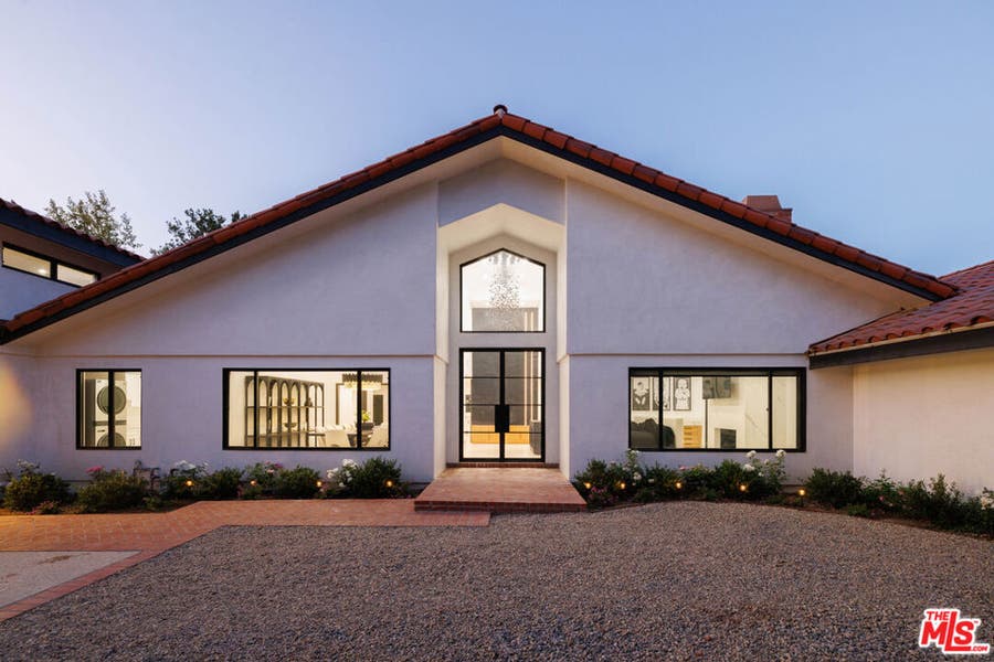 Property photo for 1396 Kingsboro Court, Westlake Village, CA