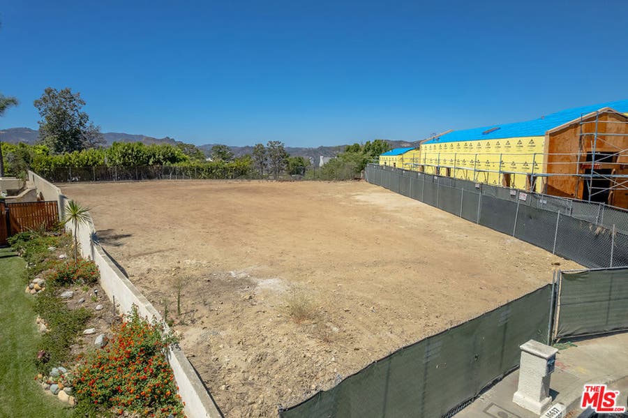 Property photo for 16637 Cumbre Verde Court, Los Angeles, CA