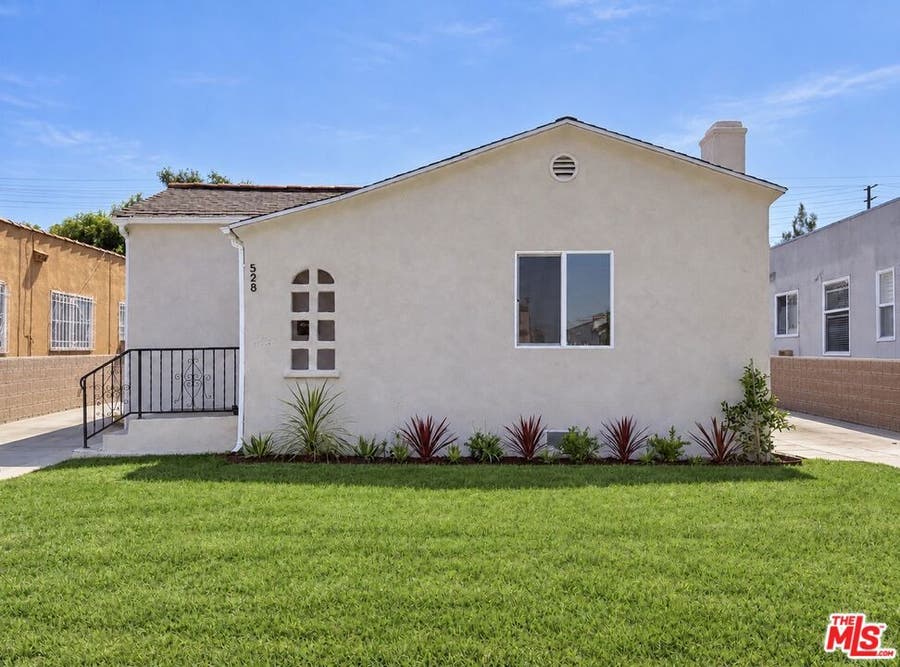Property photo for 528 W 99th Street, Los Angeles, CA