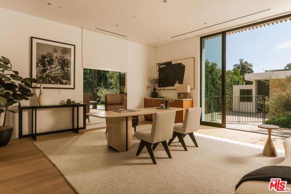 709 Walden Drive, Beverly Hills, CA 90210