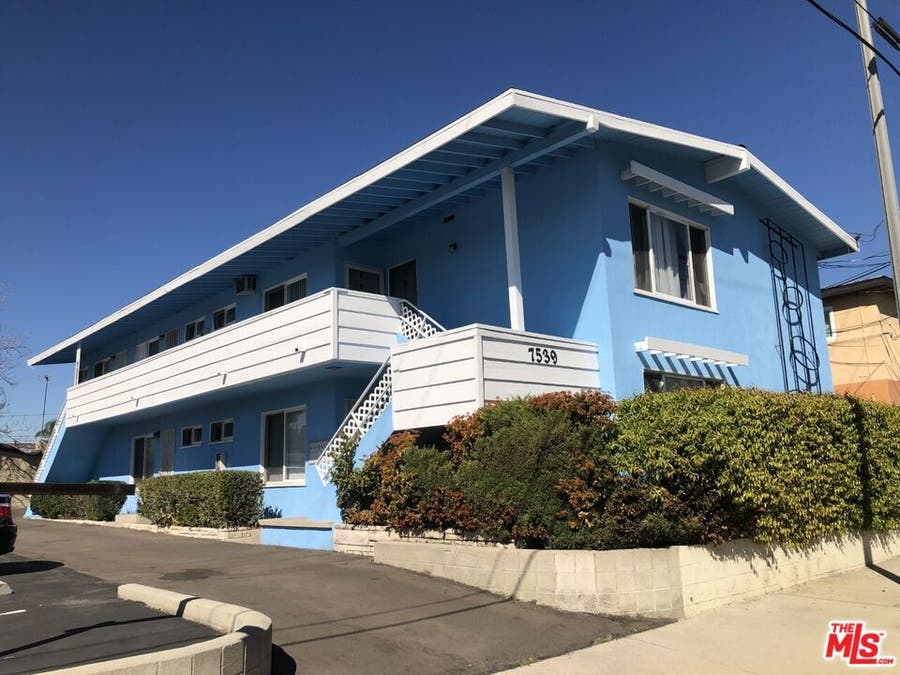 Property photo for 7539 N Hollywood Way, Los Angeles, CA