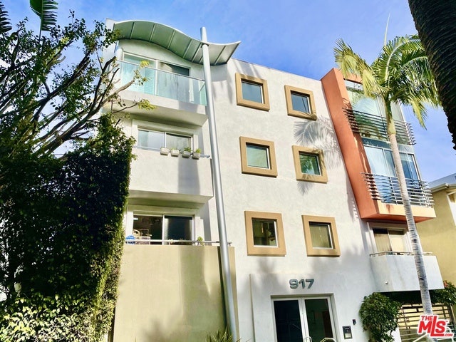 Property photo for 917 2nd Street, #305, Santa Monica, CA