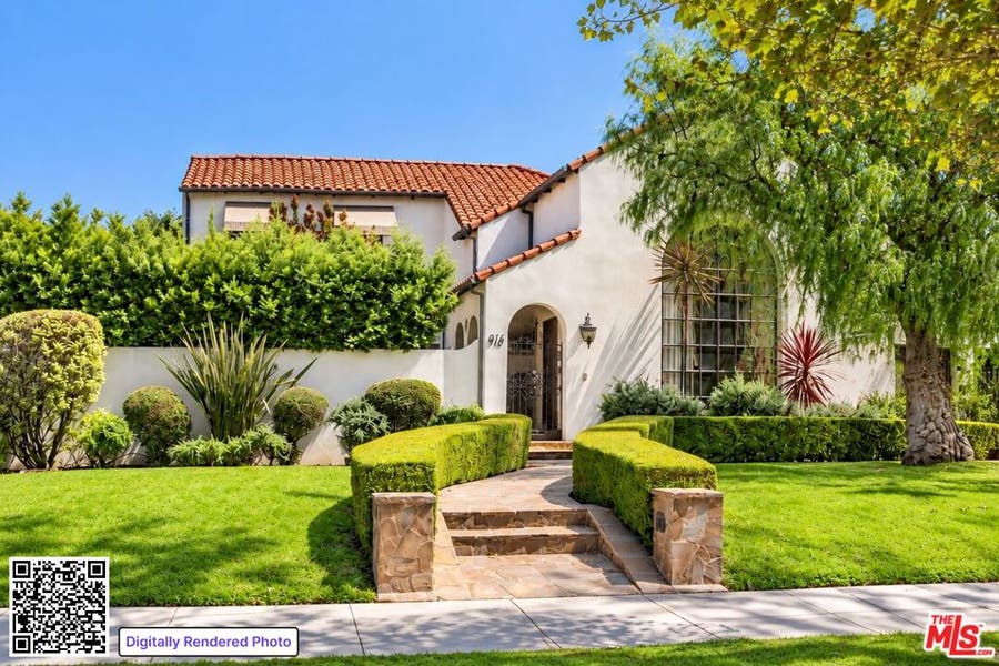 Property photo for 816 S Dunsmuir Avenue, Los Angeles, CA