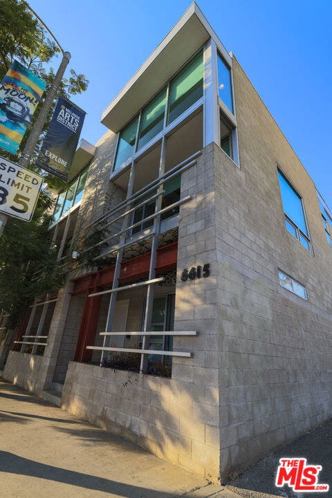 Property photo for 6615 Melrose Avenue, #1, Los Angeles, CA