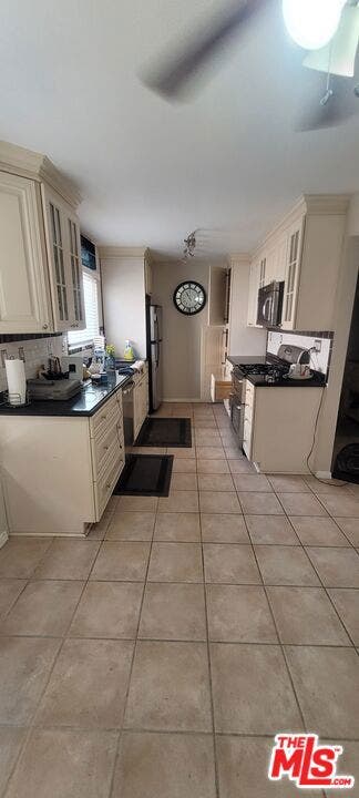 Property photo for 6908 Remmet Avenue, #8, Los Angeles, CA
