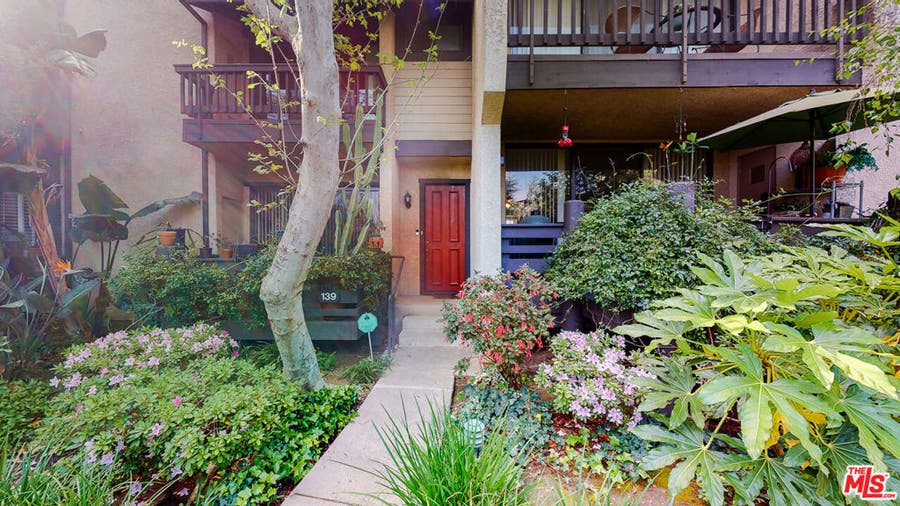 Property photo for 21821 BURBANK Boulevard, #139, Woodland Hills, CA