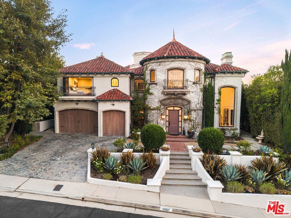 12021 Talus Place, Los Angeles, CA 90210 12021 Talus Place, Los Angeles, CA 90210