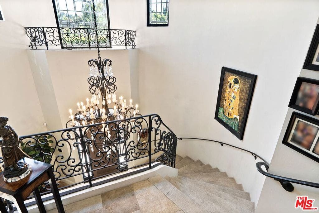 12021 Talus Place, Los Angeles, CA 90210 12021 Talus Place, Los Angeles, CA 90210