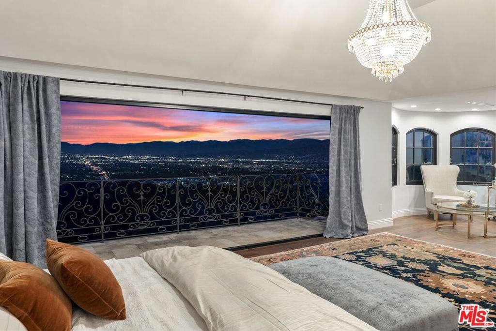 12021 Talus Place, Los Angeles, CA 90210 12021 Talus Place, Los Angeles, CA 90210