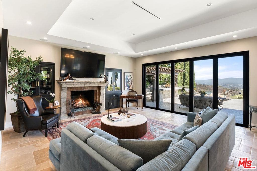 12021 Talus Place, Los Angeles, CA 90210 12021 Talus Place, Los Angeles, CA 90210