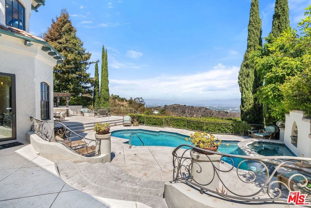 12021 Talus Place, Los Angeles, CA 90210 12021 Talus Place, Los Angeles, CA 90210