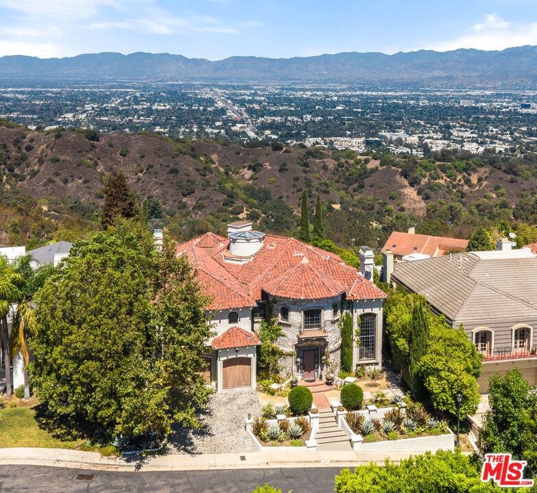 12021 Talus Place, Los Angeles, CA 90210 12021 Talus Place, Los Angeles, CA 90210