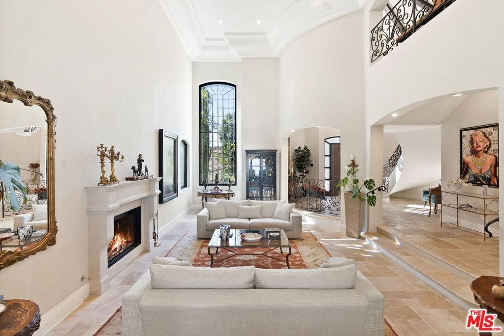 12021 Talus Place, Los Angeles, CA 90210 12021 Talus Place, Los Angeles, CA 90210