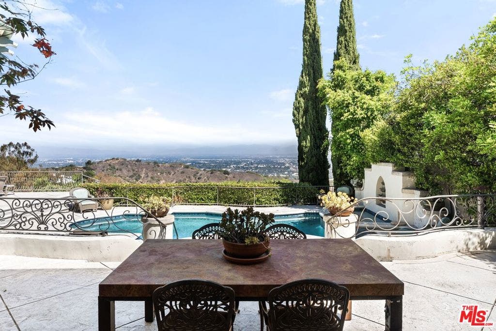 12021 Talus Place, Los Angeles, CA 90210 12021 Talus Place, Los Angeles, CA 90210