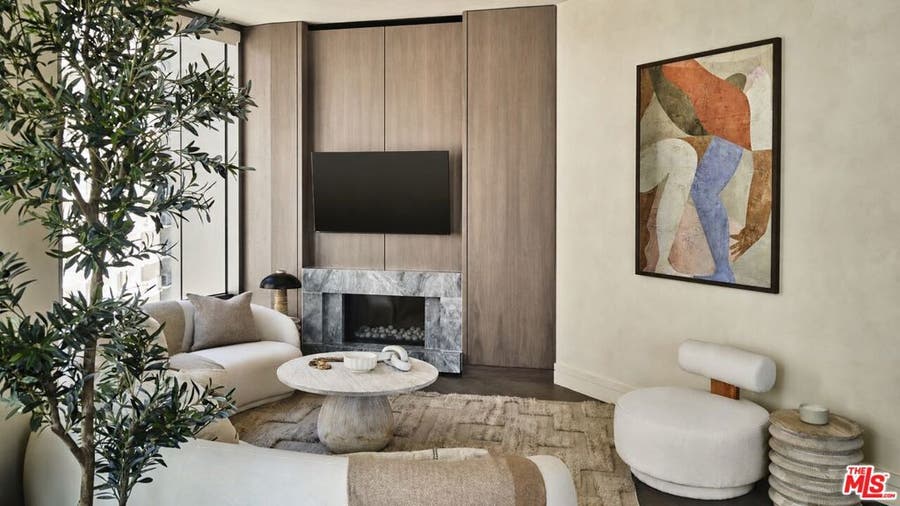 Property photo for 211 W Elm Court, #7D, Los Angeles, CA