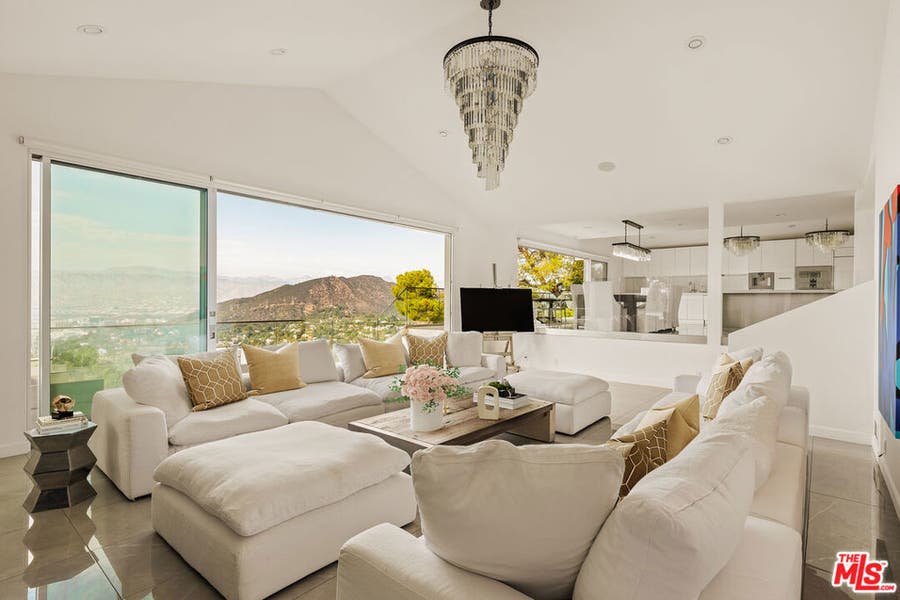 Property photo for 7377 Pyramid Place, Los Angeles, CA