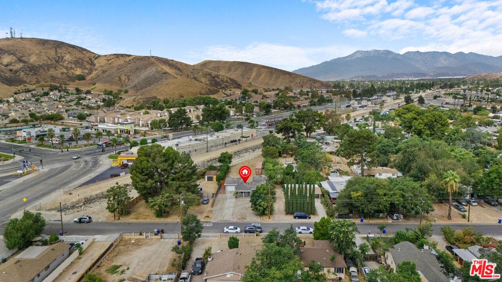 4014 N 3rd Avenue, San Bernardino, CA 92407 Sky View