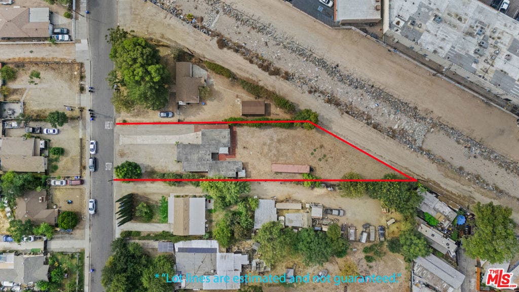 4014 N 3rd Avenue, San Bernardino, CA 92407 Lot Approx. size