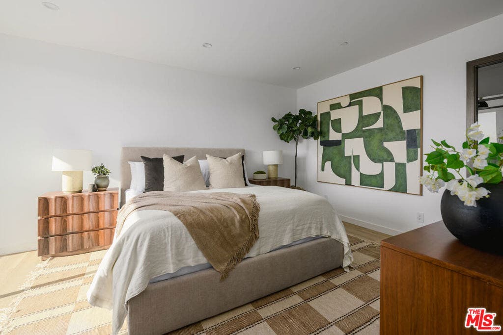5845 David Avenue, Los Angeles, CA 90034 5845 David Avenue, Los Angeles, CA 90034