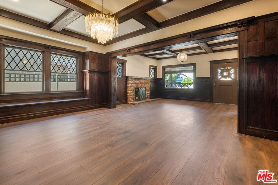 Property photo for 2180 W 31st Street, Los Angeles, CA