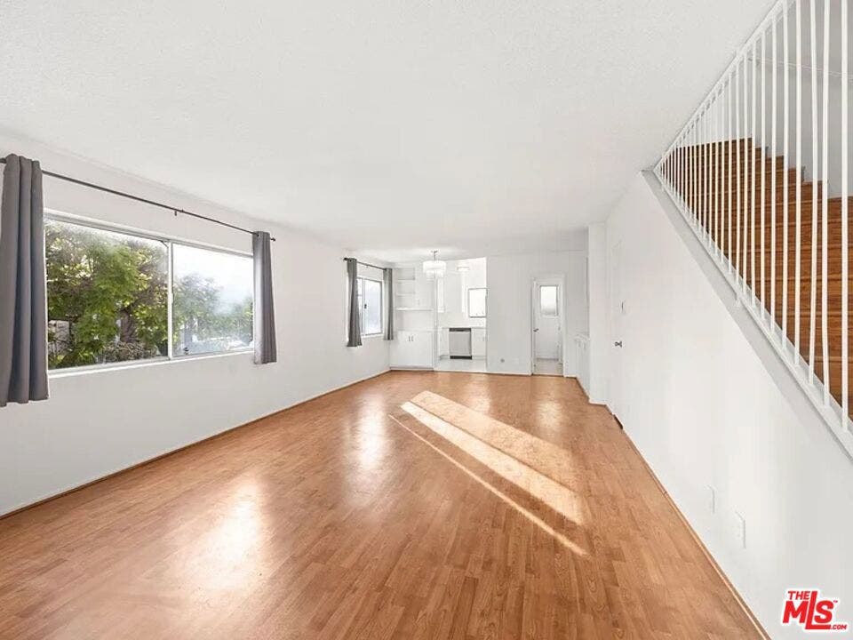 1481 Reeves Street, #1, Los Angeles, CA 90035 1481 Reeves Street, #1, Los Angeles, CA 90035