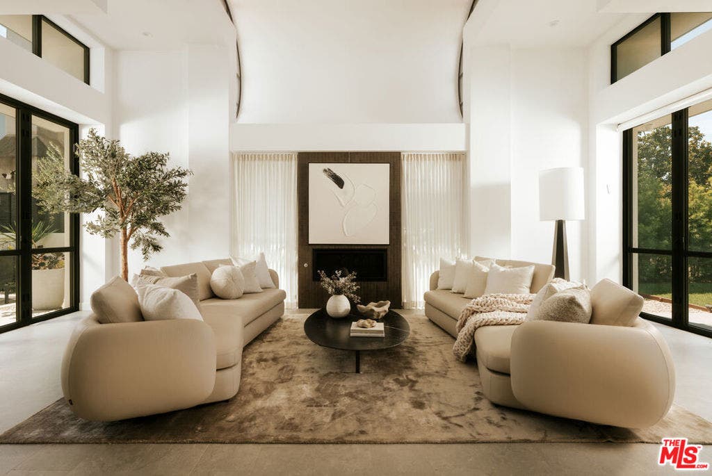 218 Alta Avenue, Santa Monica, CA 90402 218 Alta Avenue, Santa Monica, CA 90402