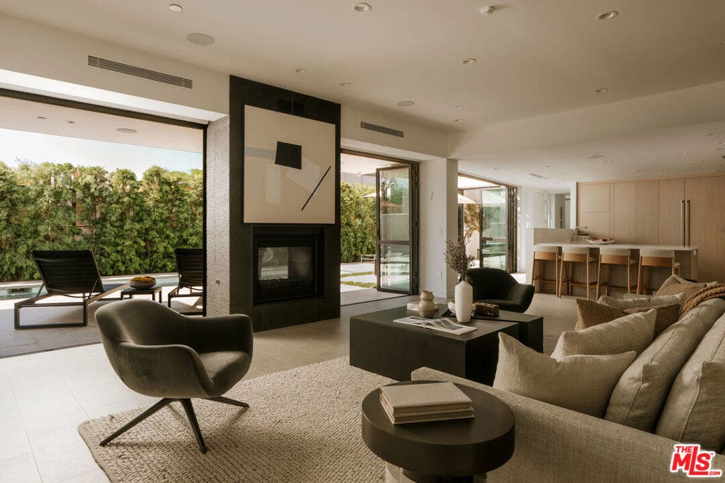 218 Alta Avenue, Santa Monica, CA 90402 218 Alta Avenue, Santa Monica, CA 90402