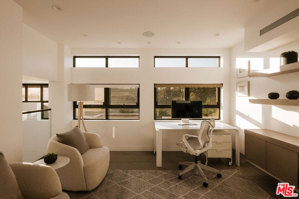218 Alta Avenue, Santa Monica, CA 90402 218 Alta Avenue, Santa Monica, CA 90402