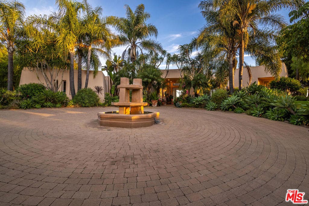 11 Hunt Drive, Summerland, CA 93067 11 Hunt Drive, Summerland, CA 93067