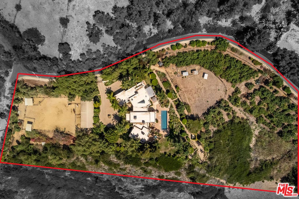 11 Hunt Drive, Summerland, CA 93067 11 Hunt Drive, Summerland, CA 93067