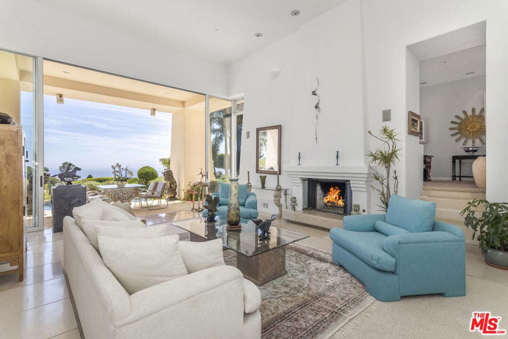 11 Hunt Drive, Summerland, CA 93067 11 Hunt Drive, Summerland, CA 93067