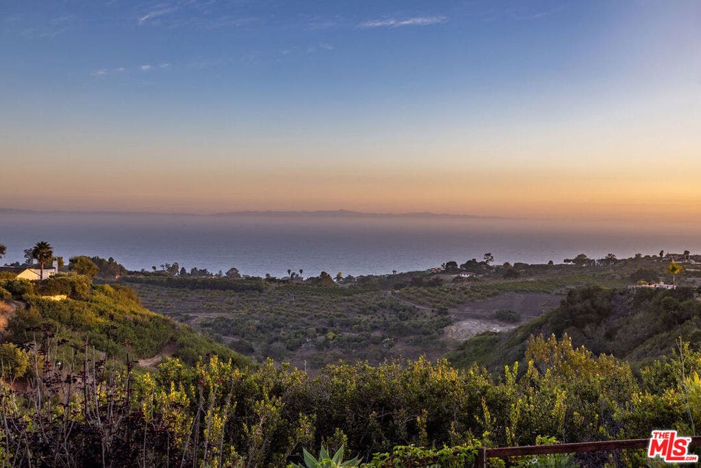 11 Hunt Drive, Summerland, CA 93067 11 Hunt Drive, Summerland, CA 93067