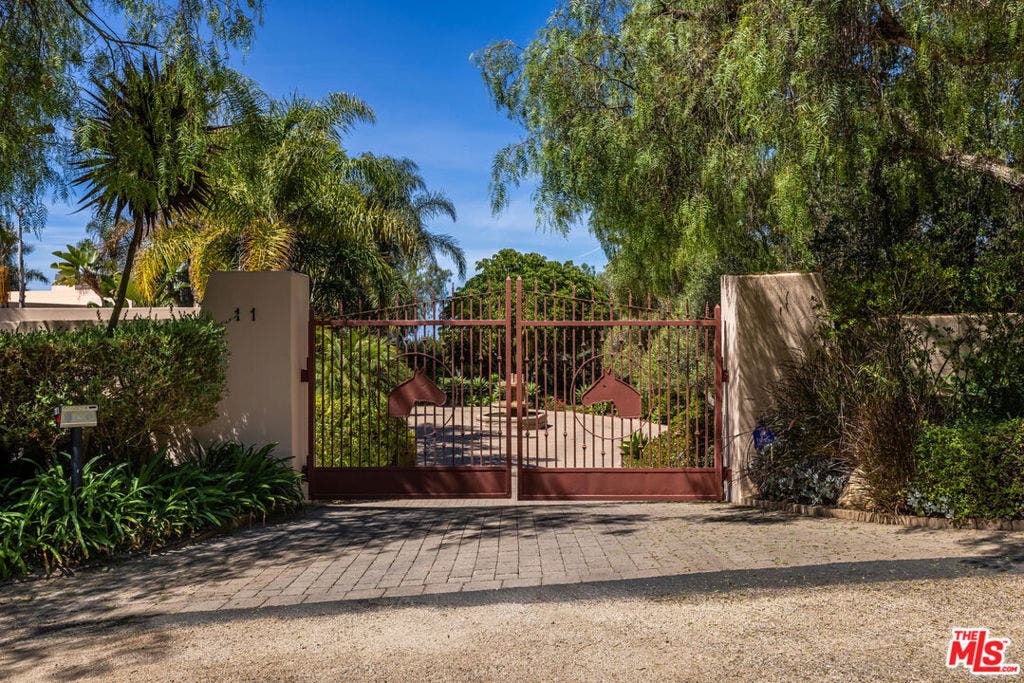 11 Hunt Drive, Summerland, CA 93067 11 Hunt Drive, Summerland, CA 93067