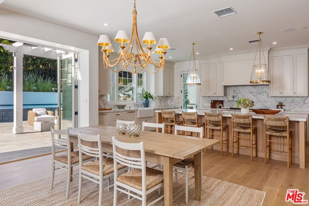 837 Muskingum Avenue, Los Angeles, CA 90272