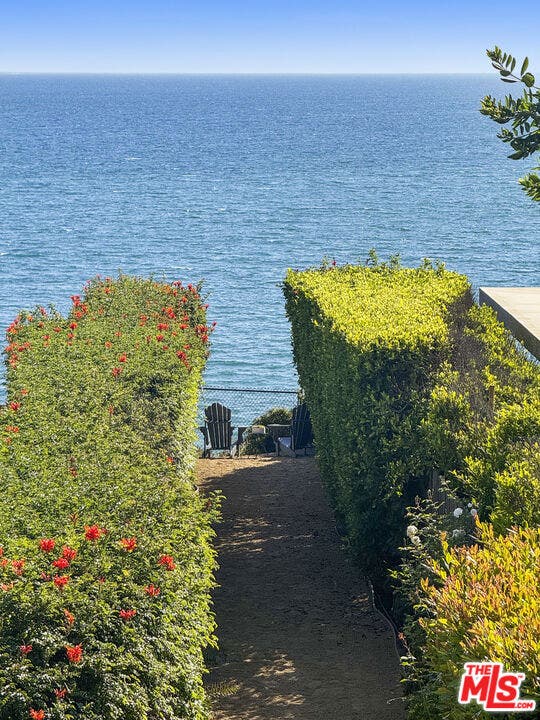 7335 Birdview Avenue, Malibu, CA 90265
