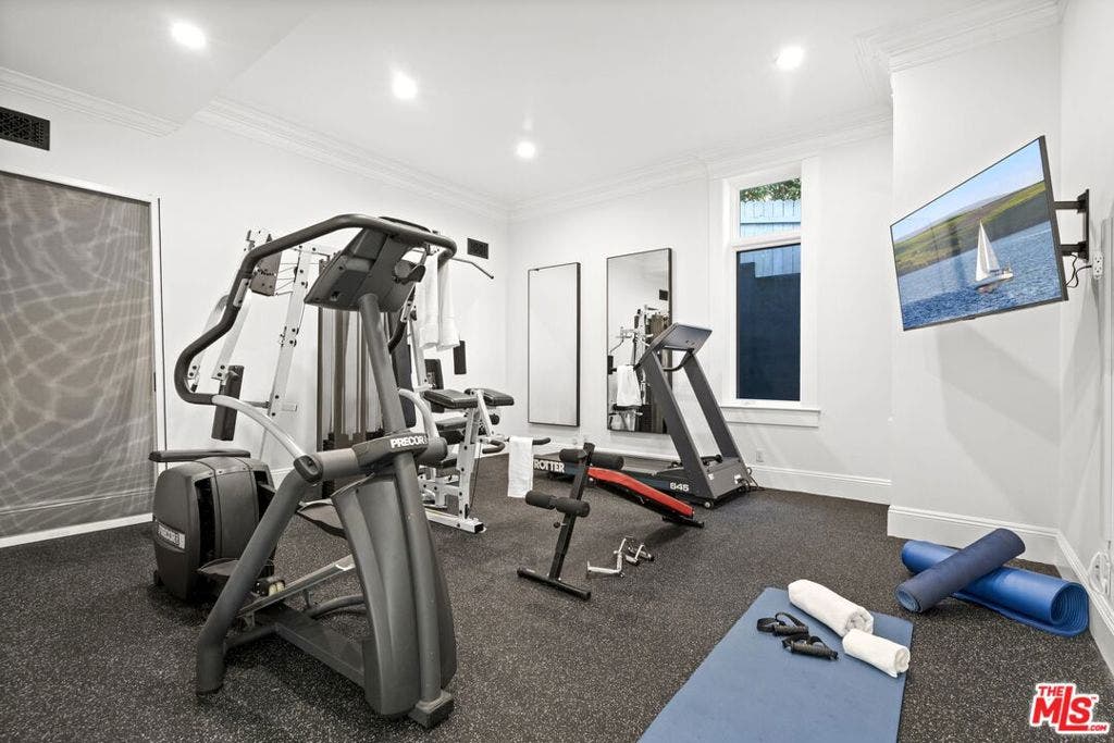 7335 Birdview Avenue, Malibu, CA 90265