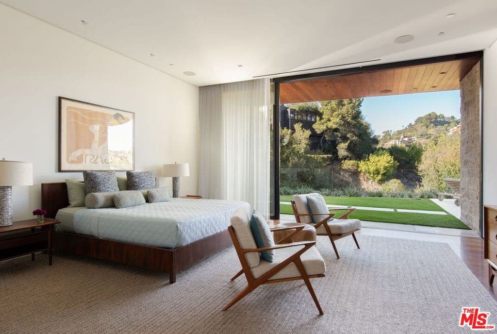 1716 San Remo Drive, Pacific Palisades, CA 90272 1716 San Remo Drive, Pacific Palisades, CA 90272