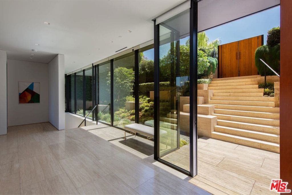 1716 San Remo Drive, Pacific Palisades, CA 90272 1716 San Remo Drive, Pacific Palisades, CA 90272
