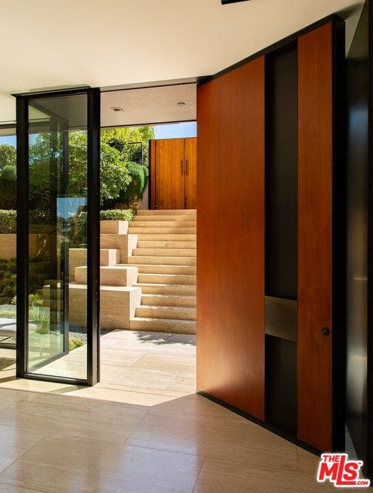1716 San Remo Drive, Pacific Palisades, CA 90272 1716 San Remo Drive, Pacific Palisades, CA 90272