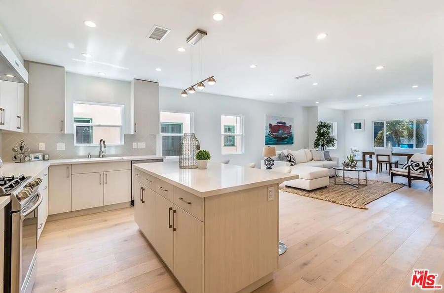 Property photo for 1960 Argyle Avenue, #1962, Los Angeles, CA