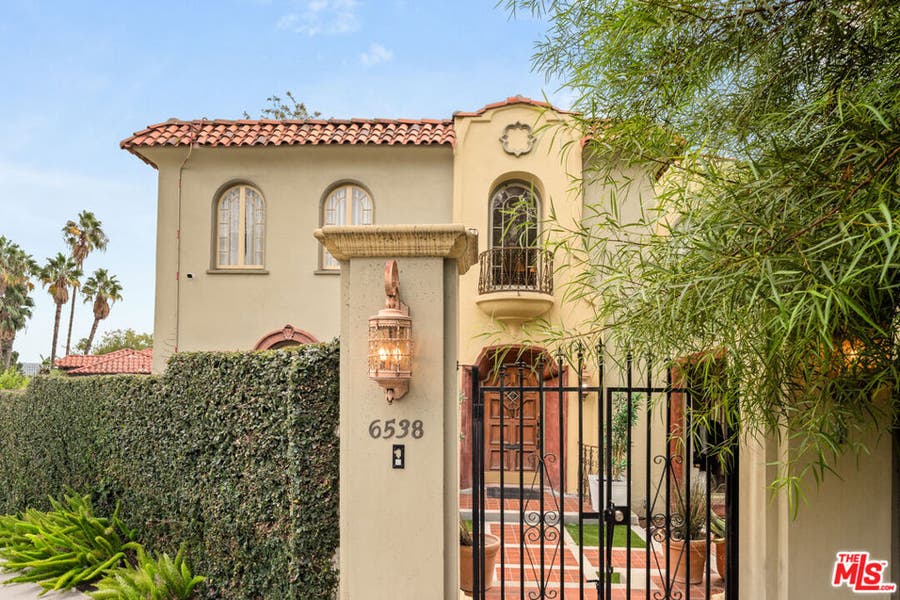 Property photo for 6538 Cahuenga Terrace, Los Angeles, CA