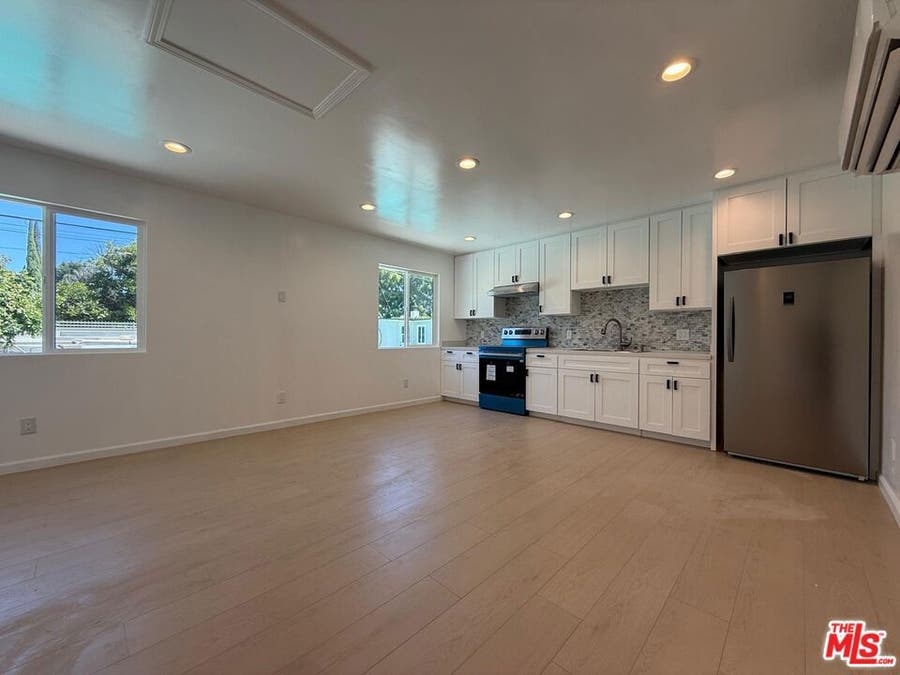 Property photo for 9004 Gothic Avenue, North Hills, CA