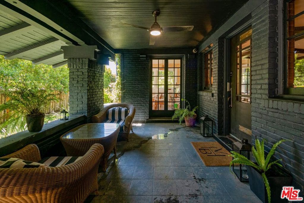 15 30th Avenue, Los Angeles, CA 90291