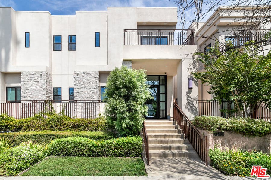 Property photo for 18723 Redwing Street, Tarzana, CA